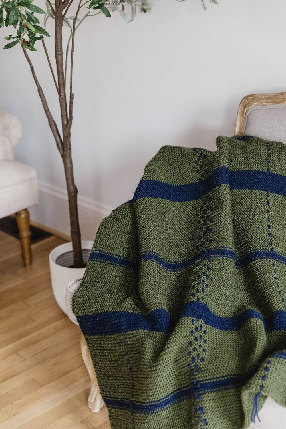 Knit Kit - Maxwell Blanket – Lion Brand Yarn