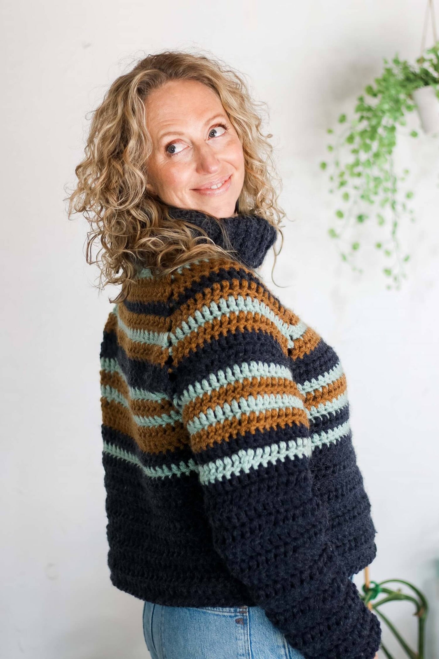 Crochet Kit - Three Days to Done Raglan – Lion Brand Yarn