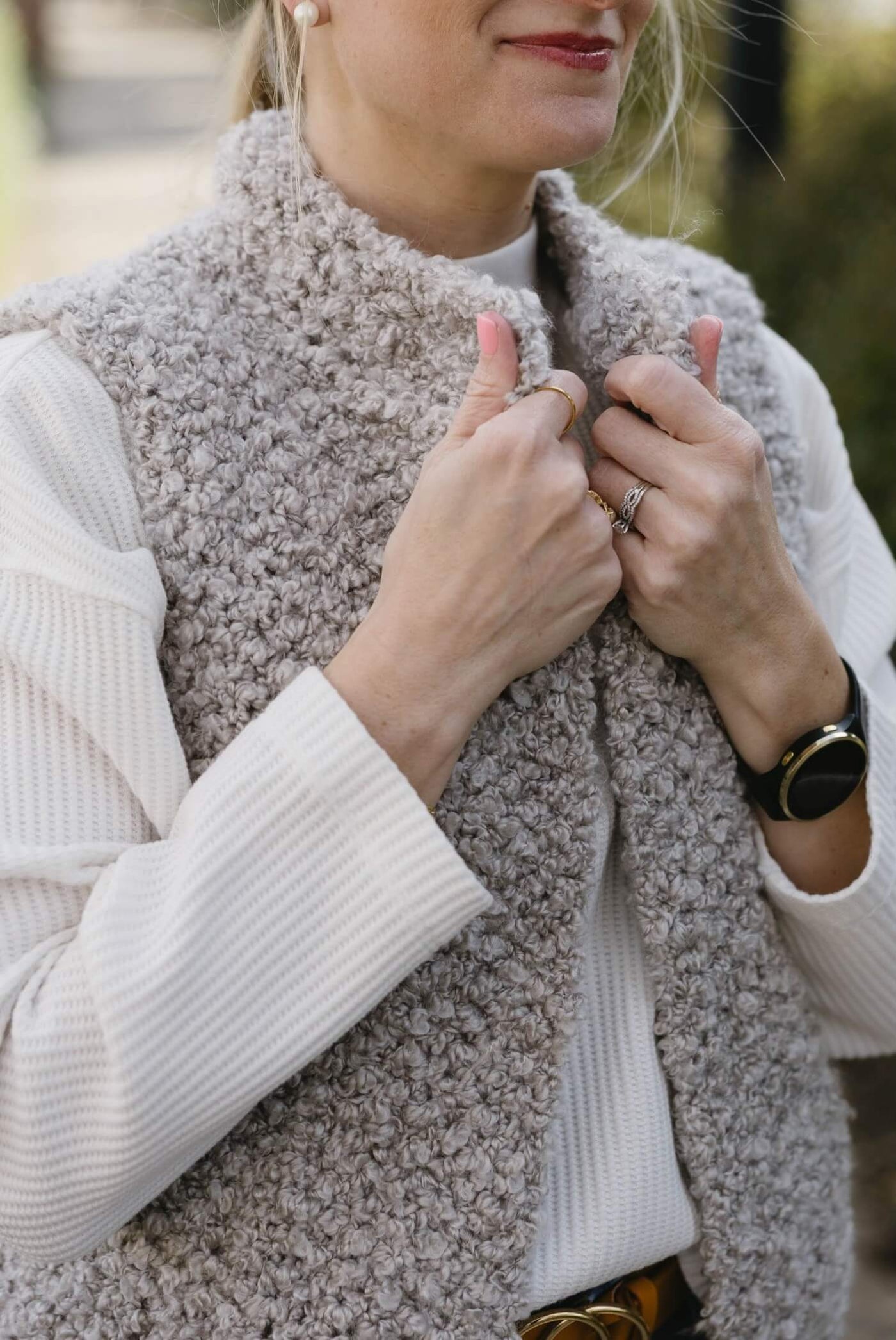Knit Kit - Cozy Teddy Vest – Lion Brand Yarn