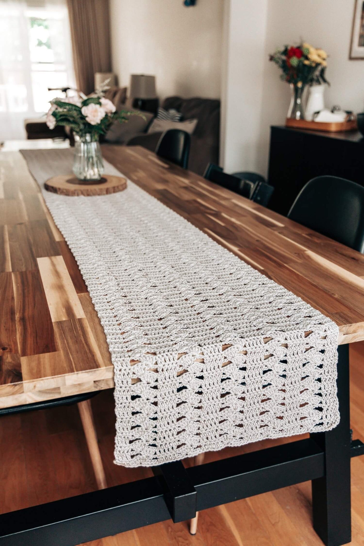 Crochet Kit - Summer Breeze Table Runner – Lion Brand Yarn