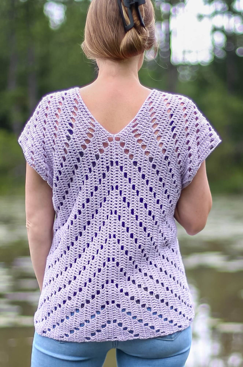 Crochet Kit - Easy Filet Crochet Top – Lion Brand Yarn