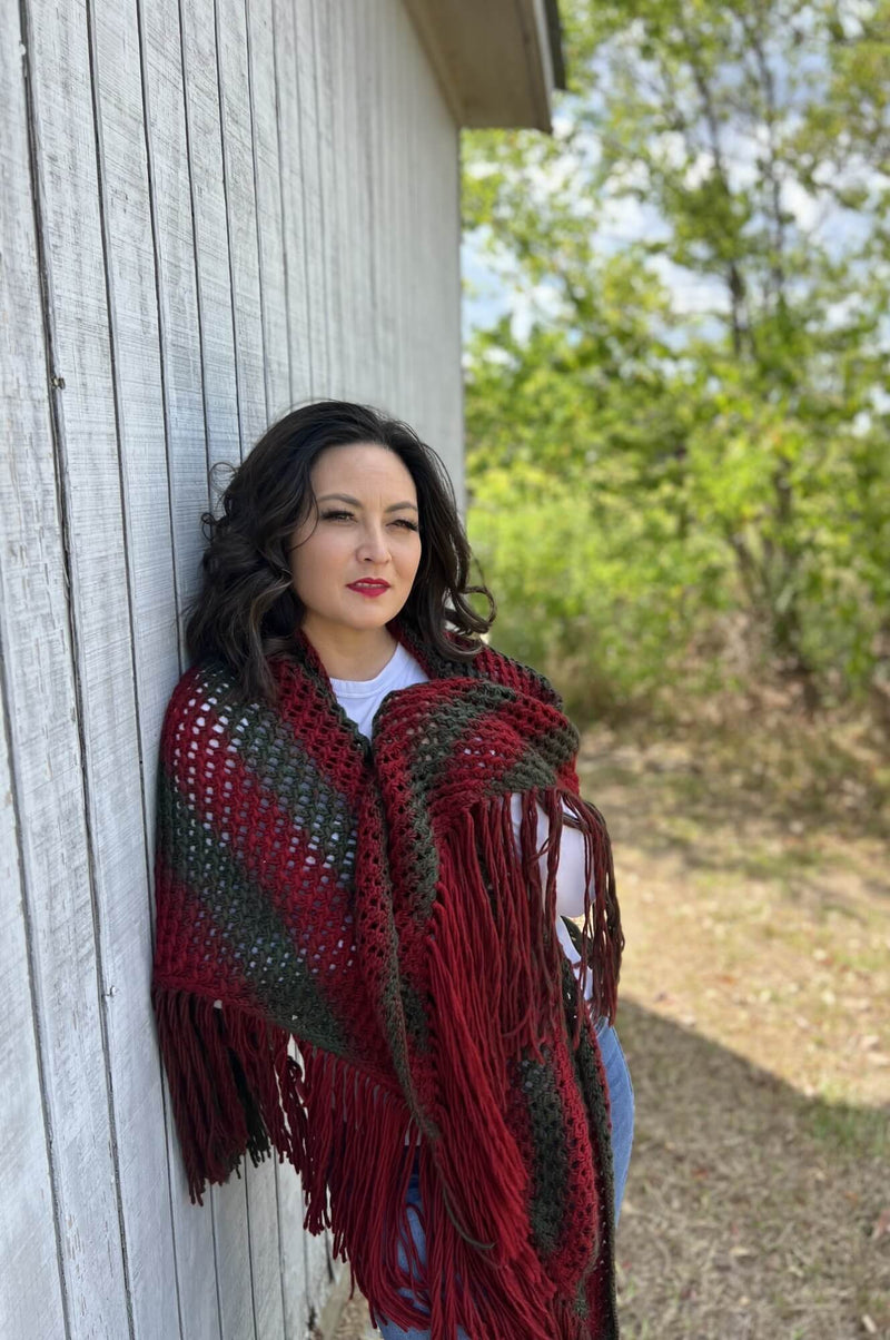 Knit Kit - Highland Fringe Shawl – Lion Brand Yarn