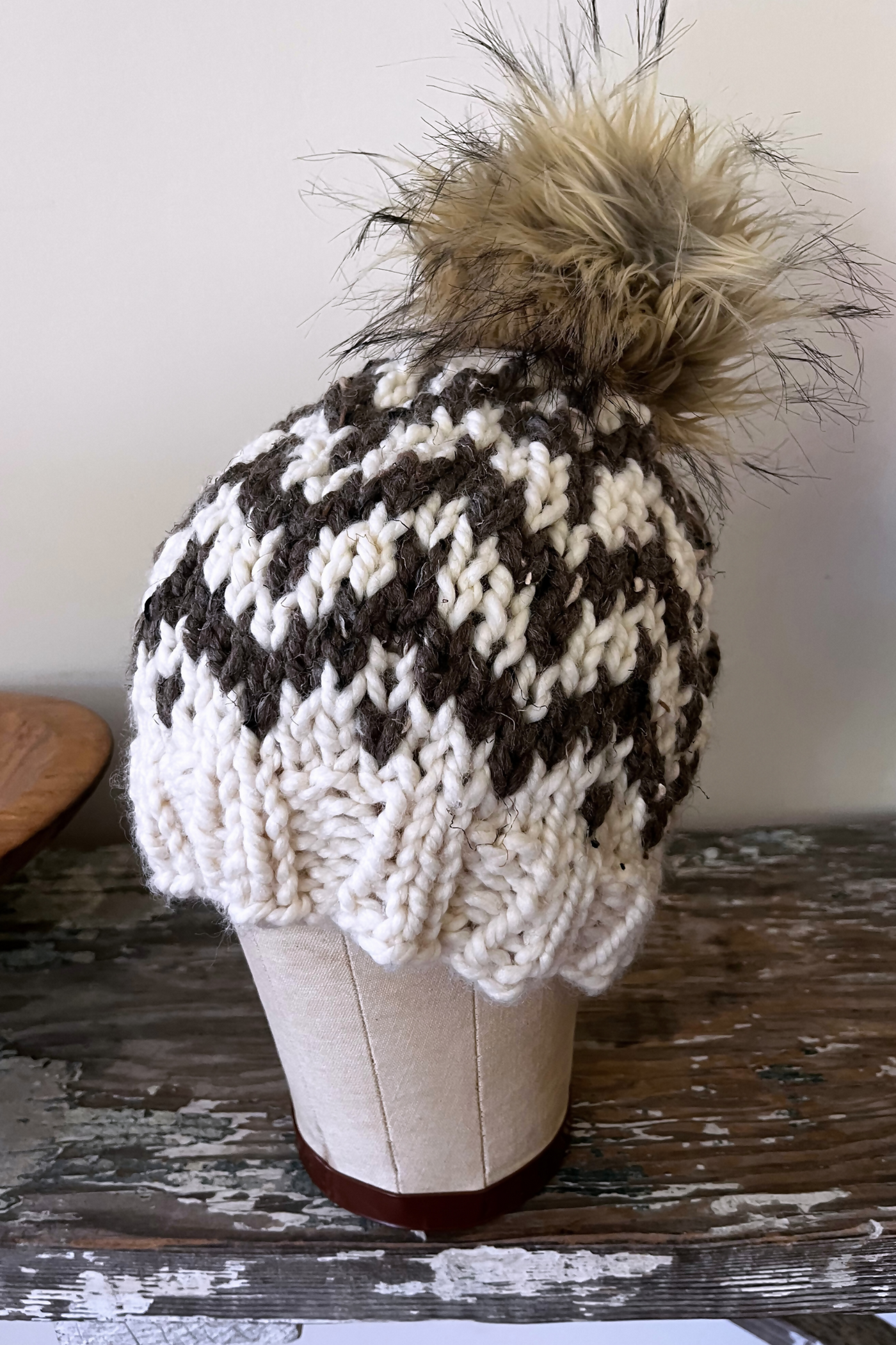 帽子 y.a.r.n knit hat Barley Chevron Hat (Knit) – Lion Brand Yarn