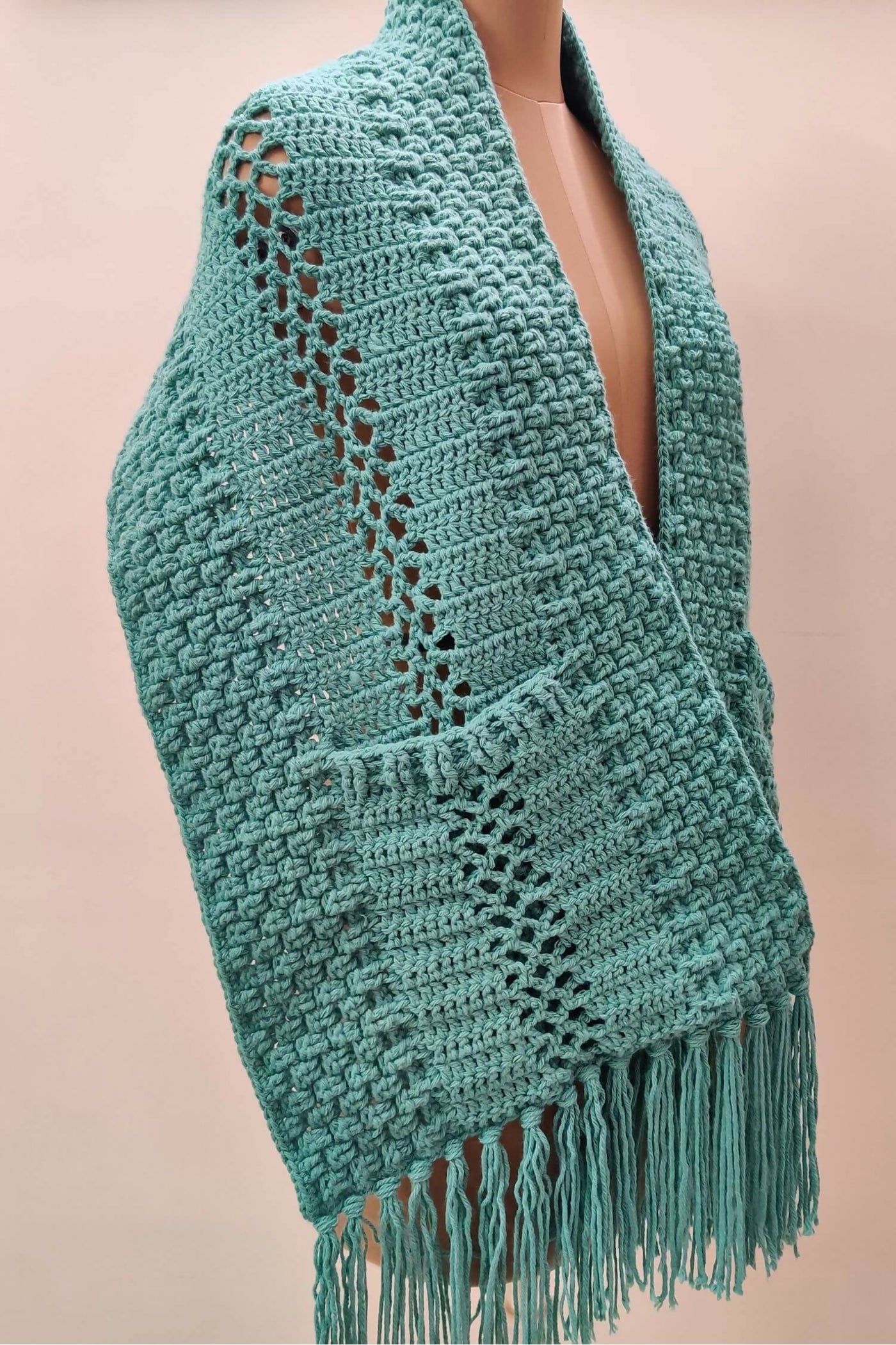I Love Texture Pocket Shawl (Crochet) – Lion Brand Yarn
