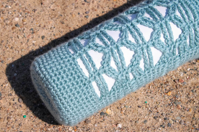 Bergen Bottle Cozy (Crochet) – Lion Brand Yarn