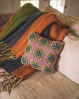 Granny Square Pillow (Crochet) thumbnail