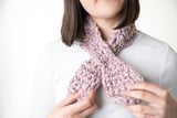 Vintage Neck Tie (Crochet) thumbnail