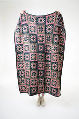 Classic Granny Square Afghan (Crochet) thumbnail