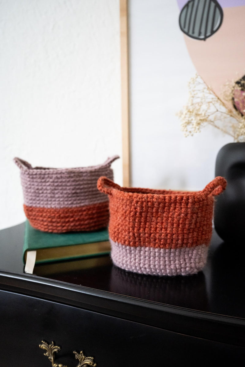 Two-Color Basket (Crochet)