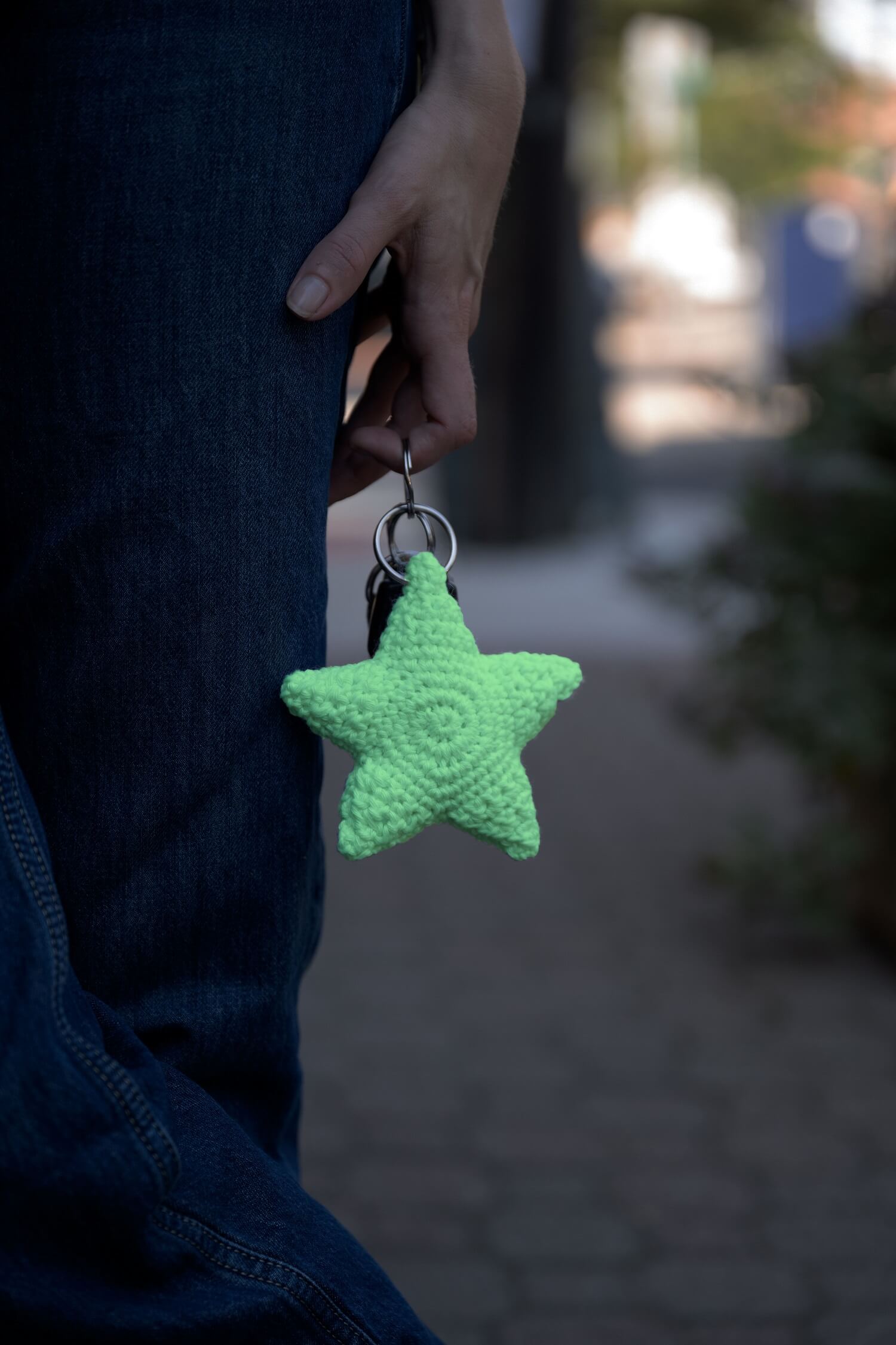 Star Keychain (Crochet) – Lion Brand Yarn