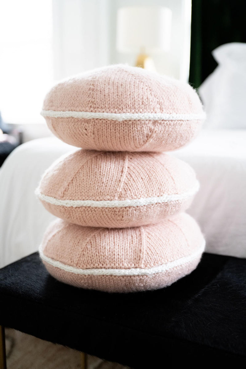 Macaron Pillows (Knit)