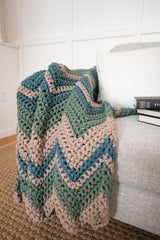 Alloway Ripple Afghan (Crochet) thumbnail