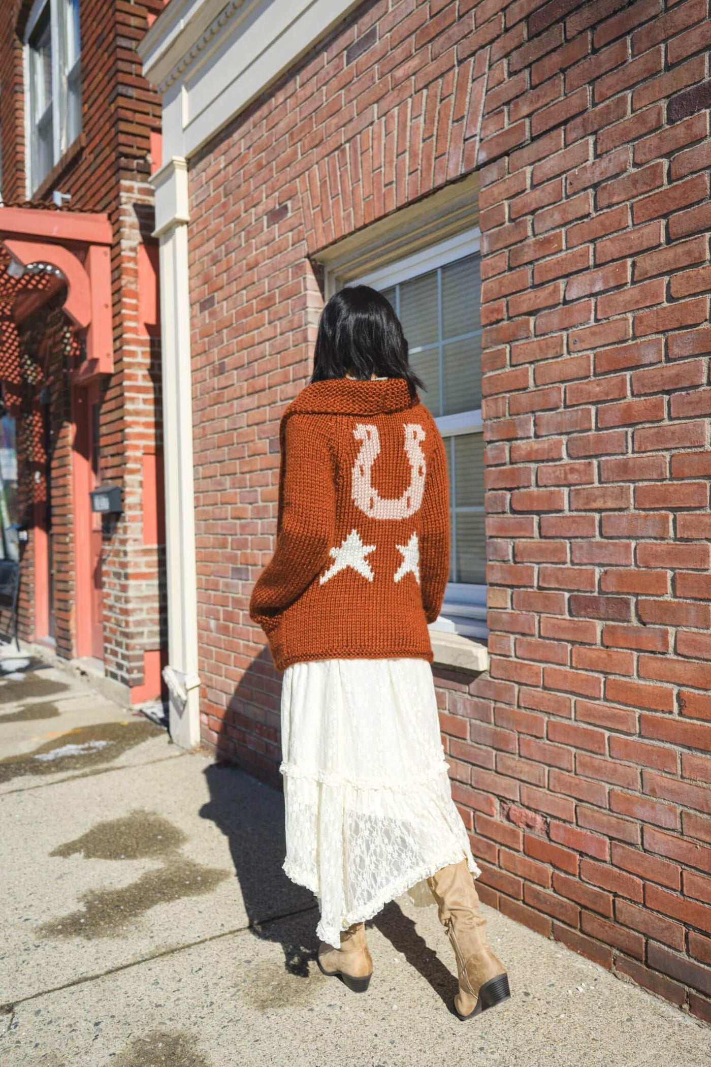 Lucky Horseshoe Shawl Collar Cardigan (Knit) – Lion Brand Yarn