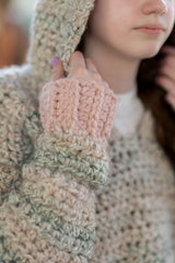 Quinn's Hoodie (Crochet) thumbnail