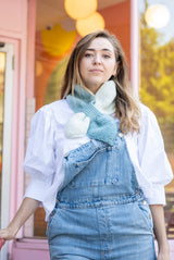 Bowtie Scarf (Knit) thumbnail