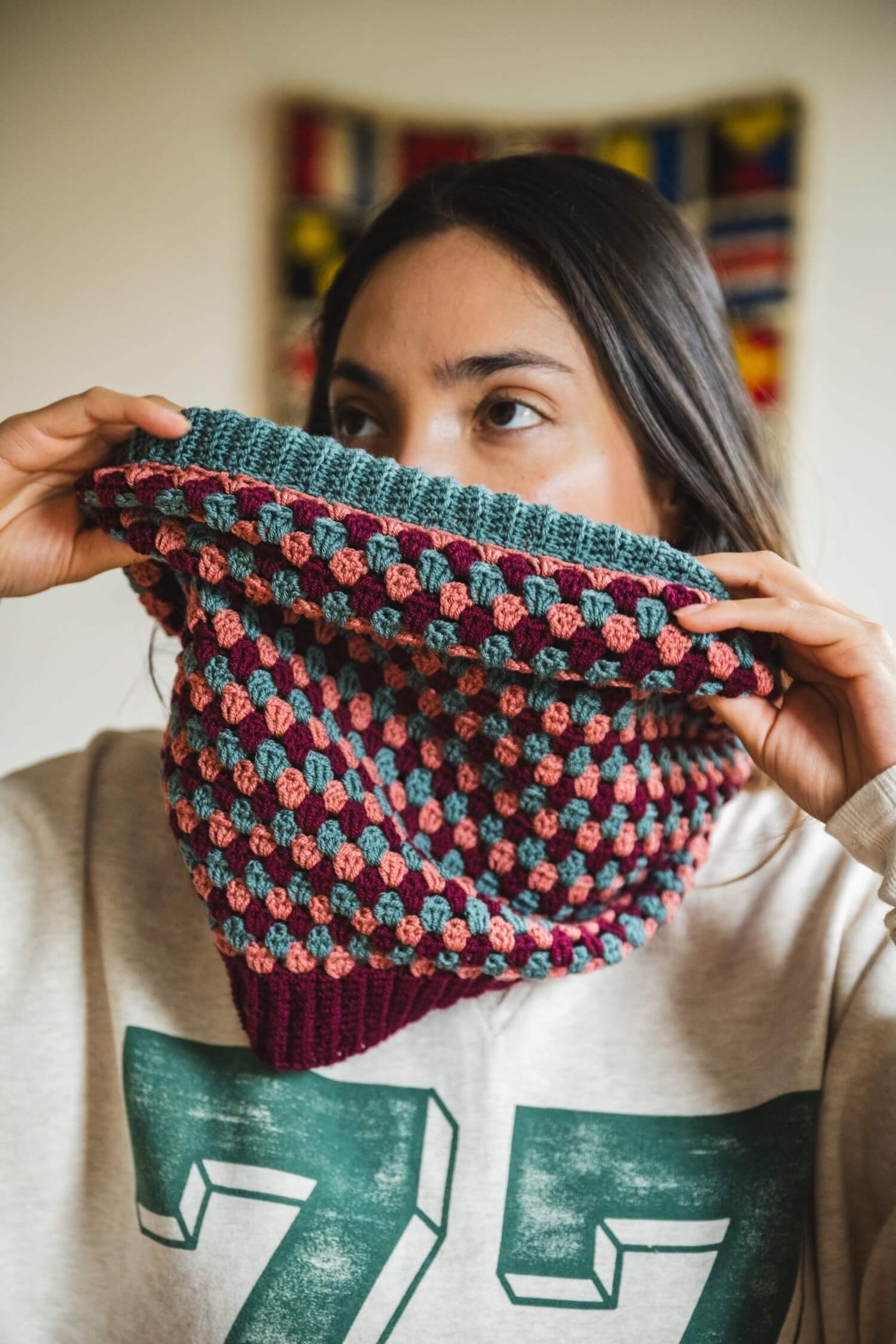 Sydney Granny Cowl (Crochet) – Lion Brand Yarn