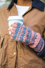 Wristers (Knit) thumbnail