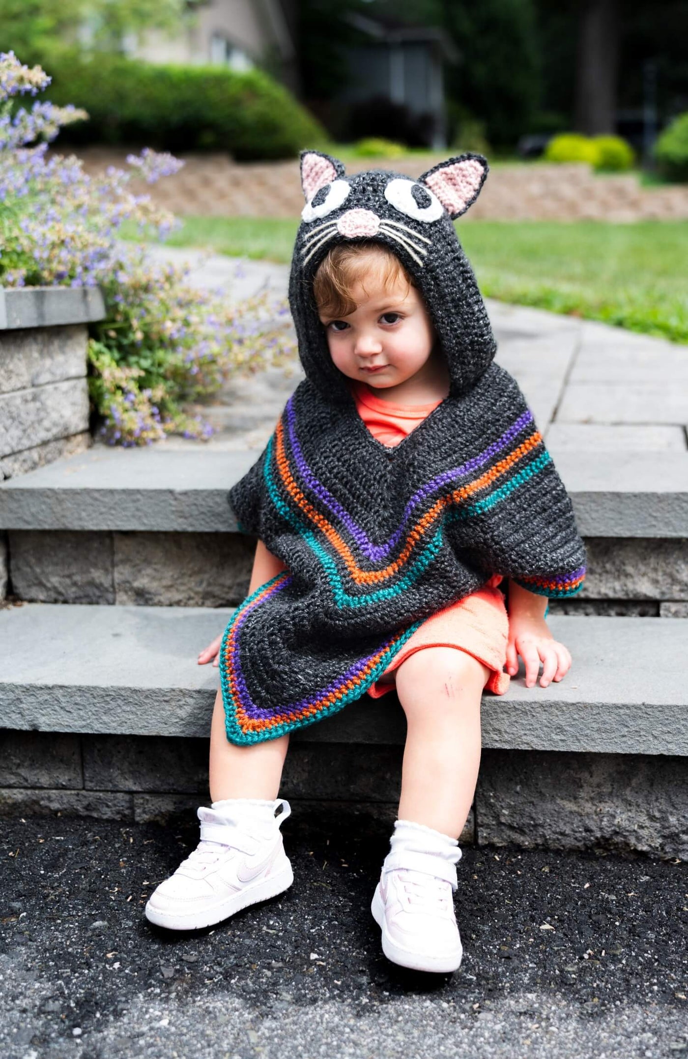 Mini Mammal Hooded Poncho (Crochet) – Lion Brand Yarn