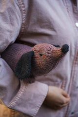 Comforting Dachshund (Knit) thumbnail