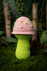crochet mushroom thumbnail