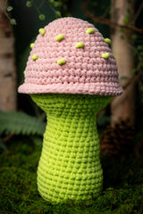 crochet mushroom thumbnail