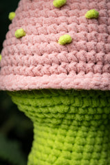 crochet mushroom thumbnail