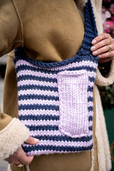 closeup of knit bag thumbnail