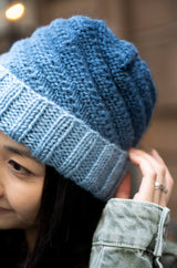 close up of color changing knit hat pattern thumbnail