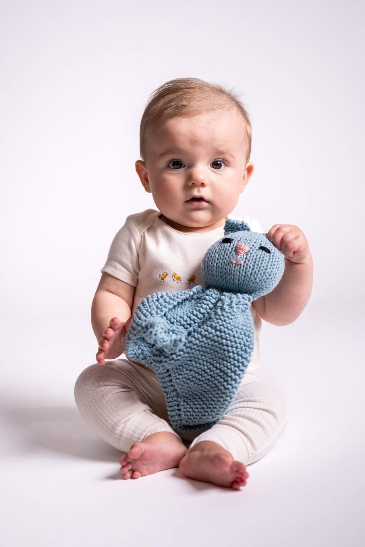 Kitty Lovey (Knit) – Lion Brand Yarn