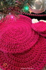 Chunky Christmas Ornament Coaster and Placemat (Crochet) thumbnail