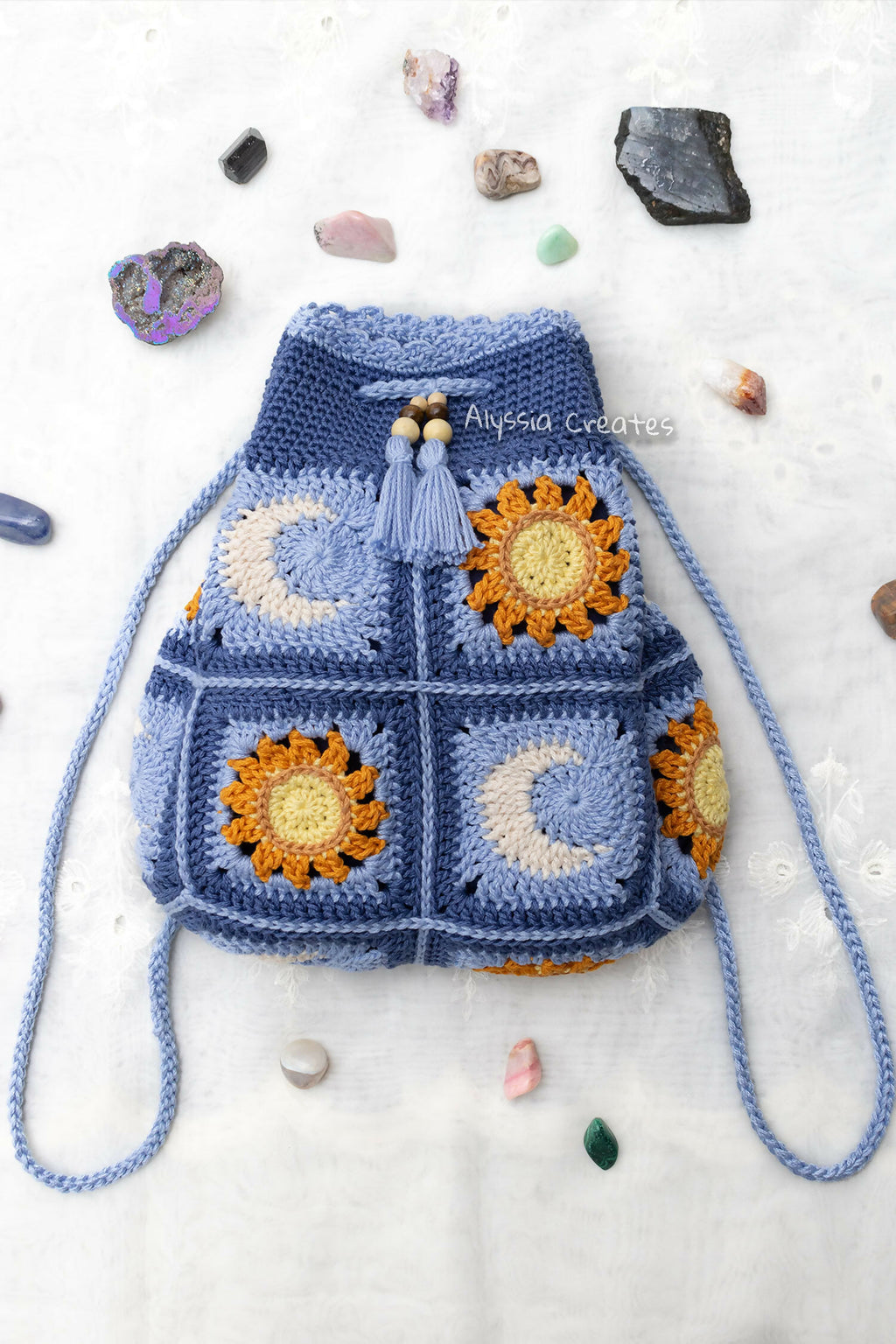 Sun and Moon Drawstring Backpack (Crochet) – Lion Brand Yarn display picture 2