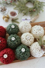 LBY088 Crochet Christmas Ornament - 3 thumbnail