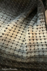 Midnight Moonlight Tiny Hearts Blanket (Crochet) thumbnail