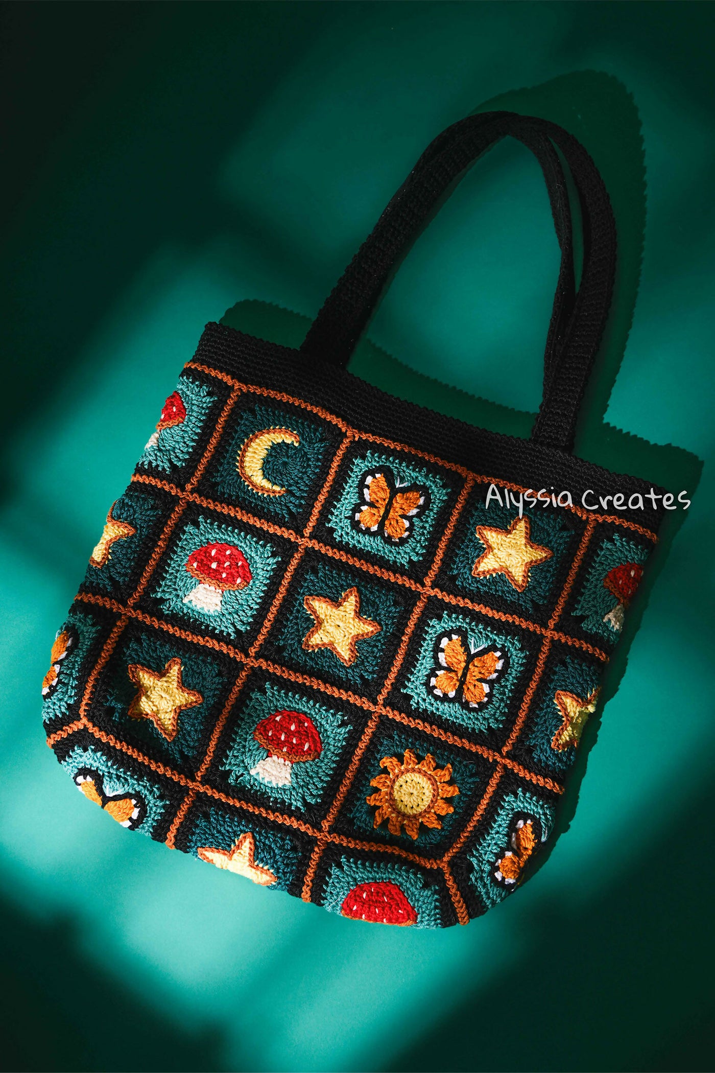 Whimsical Tote Bag (Crochet) – Lion Brand Yarn