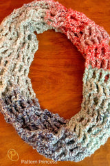 Crochet Cowl  thumbnail