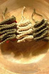 Crochet Christmas ribbon ornament thumbnail