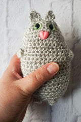 Caterina the Cat by Underground Crafter for Lion Brand 2 thumbnail