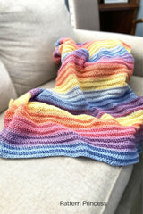 Easy Pastel Throw Blanket (Crochet) thumbnail