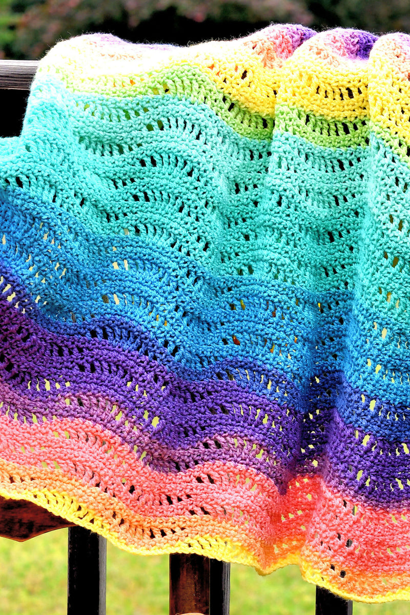 mandala-baby-blanket-lionbrand_3