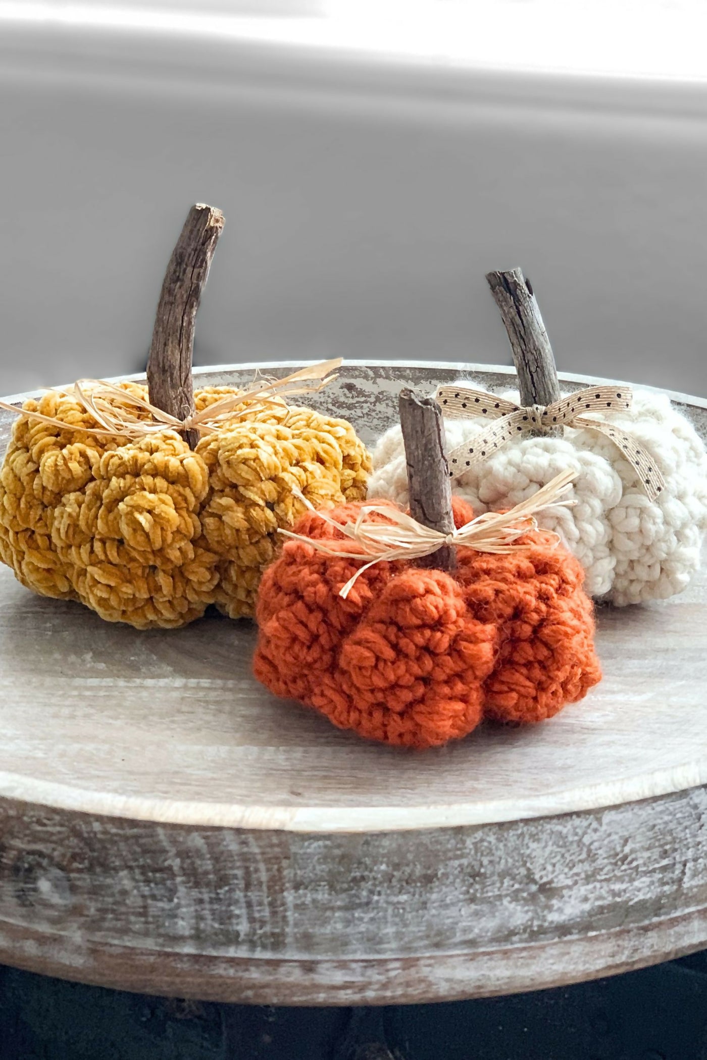 【正規品】oMADESIGN STUDIOS NYNYCAP The Knobby Pumpkin (Crochet) – Lion Brand Yarn