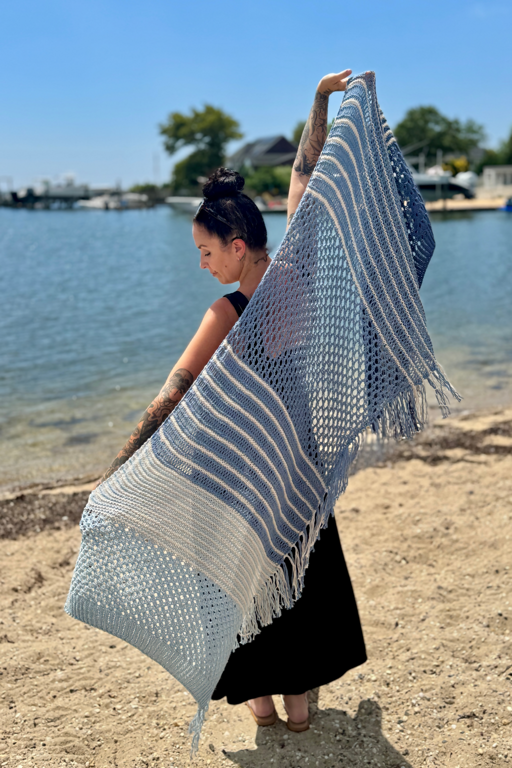 Coastal Drift Wrap (Knit) – Lion Brand Yarn