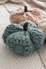 Crochet Maple Pumpkins thumbnail