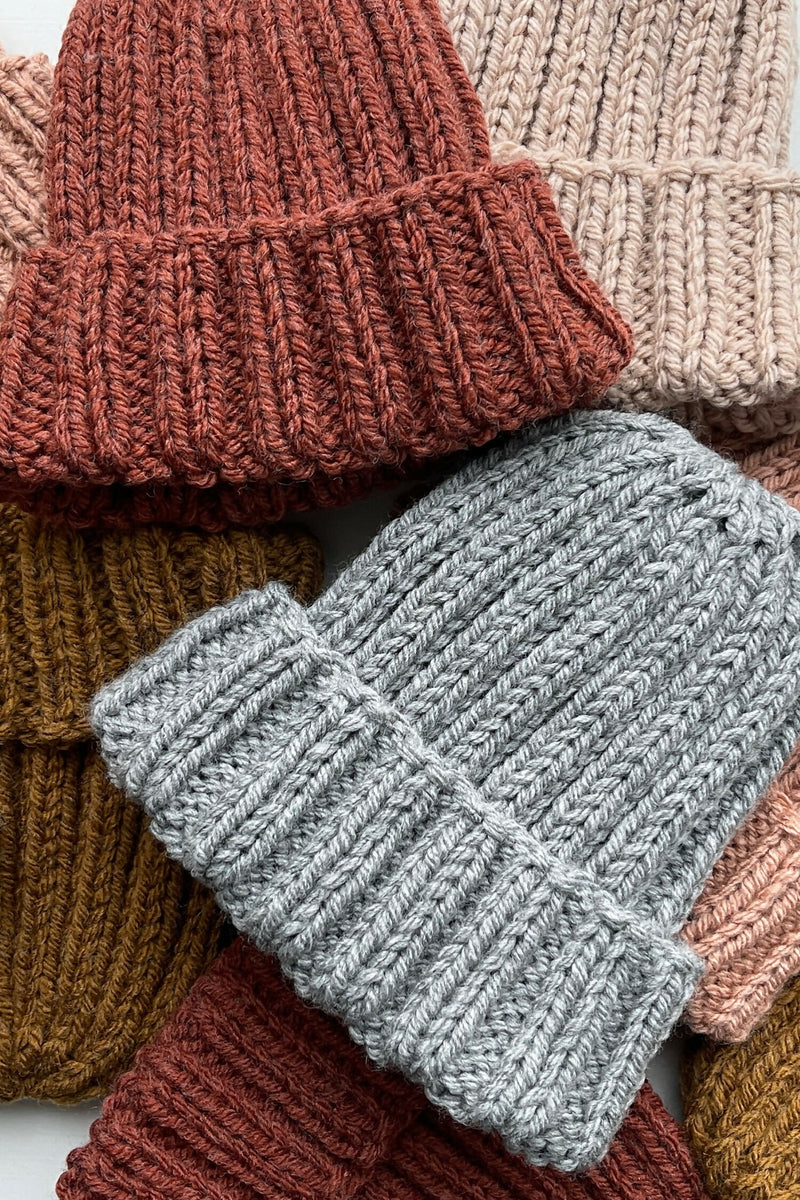 Woodbury Beanie (Knit) – Lion Brand Yarn