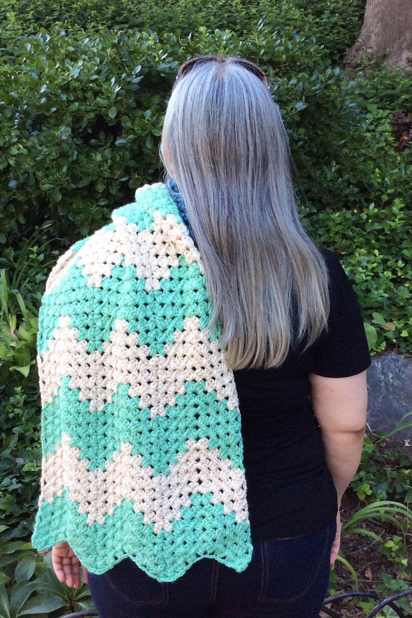 TENDERLOIN CROCHETテンダーロイン クロシェットK-Seven期 Granny Chevron Wrap (Crochet) – Lion Brand Yarn