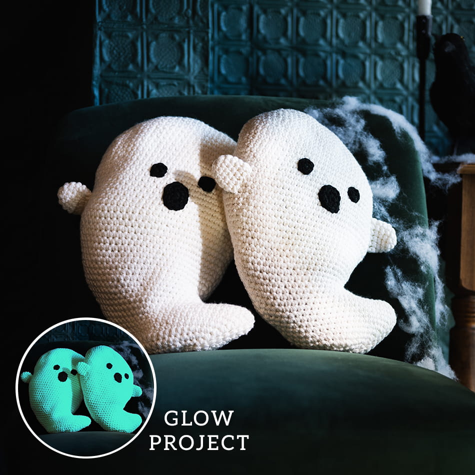 Ghost Pillow (Crochet)