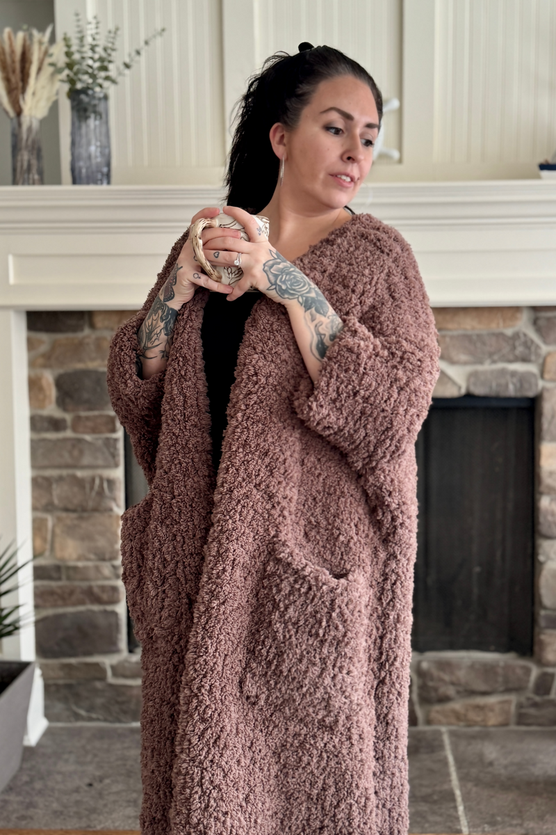 Plush Blanket Cardigan (Knit) – Lion Brand Yarn