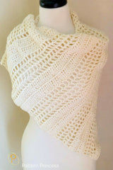 Crochet Shawl thumbnail