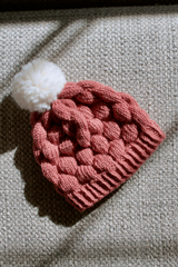 Bubble Hat (Knit) thumbnail