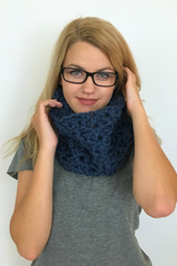 Girl wearing crochet cowl thumbnail