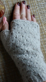 fingerless gloves thumbnail